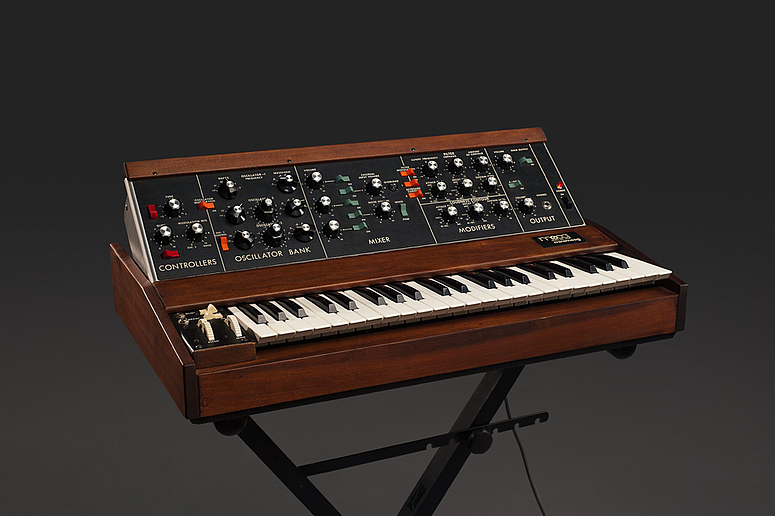 Minimoog Synthesizer Minimoog Synthesizer
