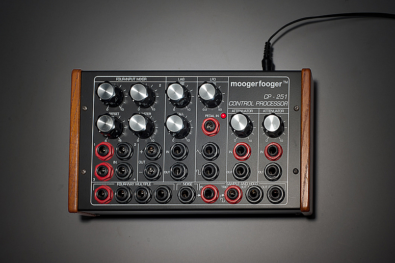 Moog Moogerfooger CP-251