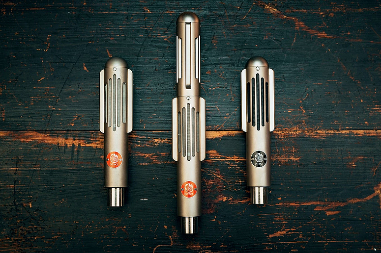 Extinct Audio Ribbon Microphones Extinct Audio BM9 Black Ops Valkyr